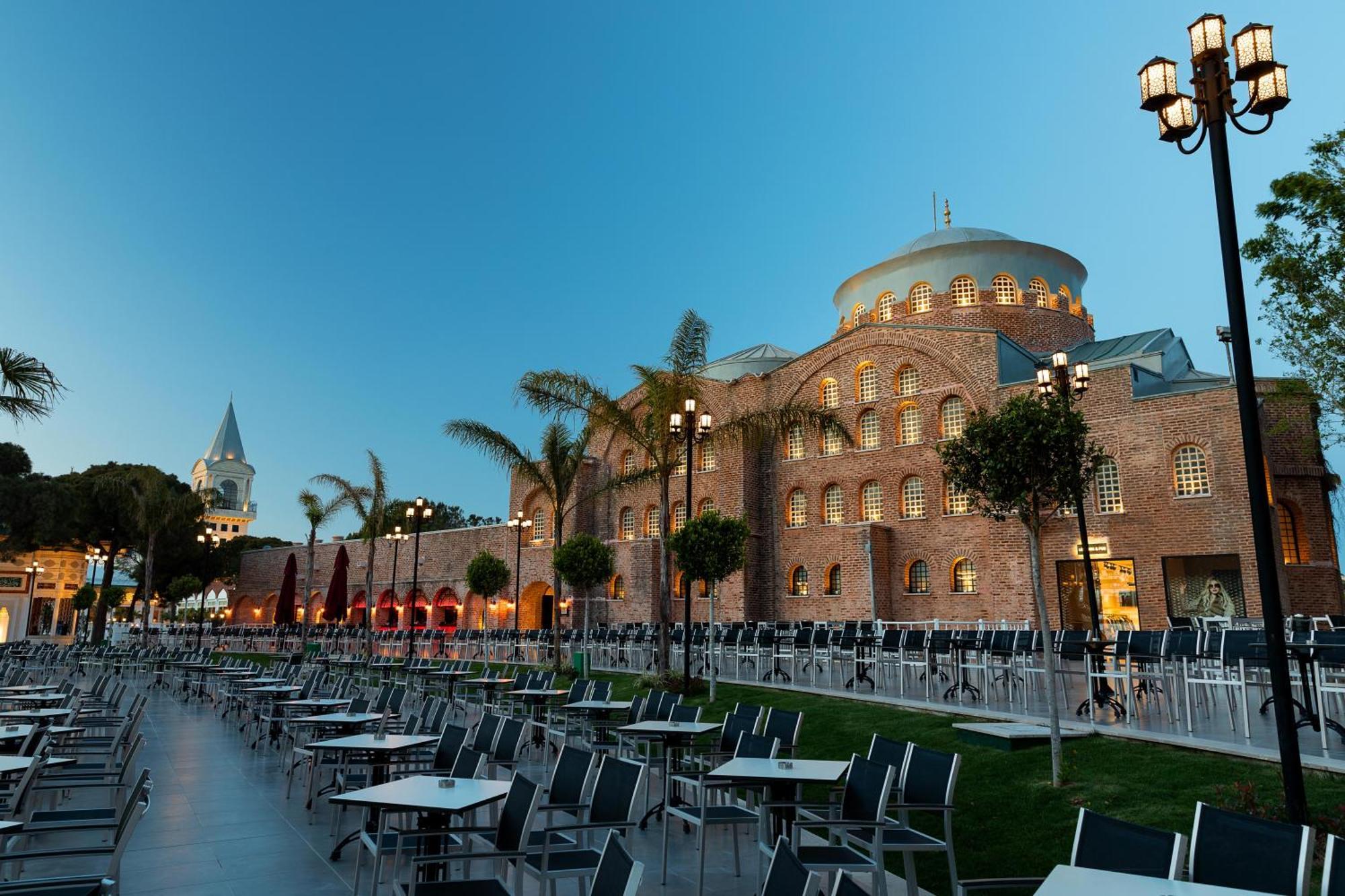 Swandor Hotels & Resorts - Topkapi Palace Antalya Kültér fotó The Hagia Sophia
